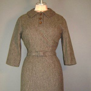 VINTAGE 1950s hourglass wool dress with belt
